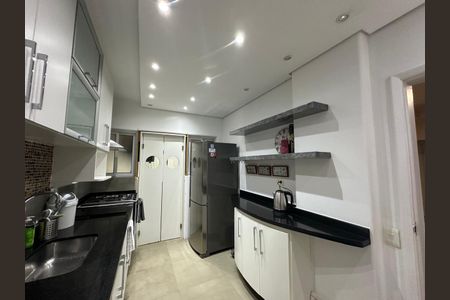Apartamento à venda com 98m², 2 quartos e 1 vaga Apartamento à venda com 98m², 2 quartos e 1 vagaCozinha