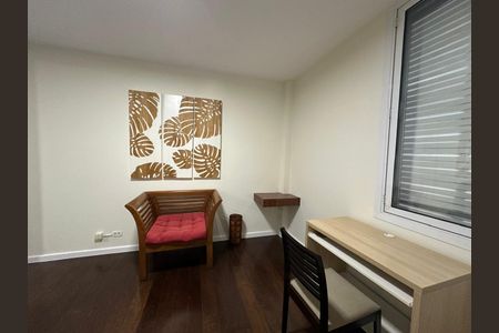Apartamento à venda com 98m², 2 quartos e 1 vaga Apartamento à venda com 98m², 2 quartos e 1 vagaQuarto