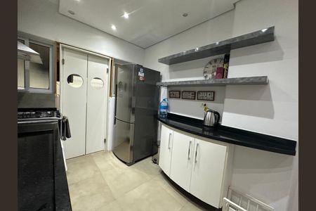 Apartamento à venda com 98m², 2 quartos e 1 vaga Apartamento à venda com 98m², 2 quartos e 1 vagaCozinha
