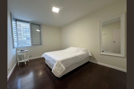 Apartamento à venda com 98m², 2 quartos e 1 vaga Apartamento à venda com 98m², 2 quartos e 1 vagaQuarto