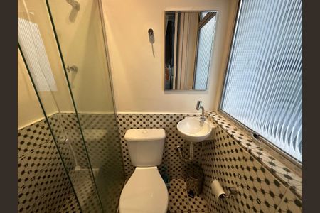 Apartamento à venda com 98m², 2 quartos e 1 vaga Apartamento à venda com 98m², 2 quartos e 1 vagaBanheiro