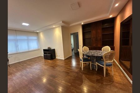 Apartamento à venda com 98m², 2 quartos e 1 vaga Apartamento à venda com 98m², 2 quartos e 1 vagaSala