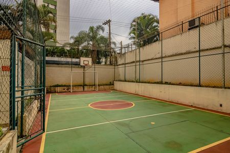 Apartamento para alugar com 132m², 3 quartos e 2 vagas