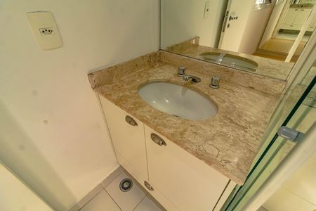 Apartamento para alugar com 132m², 3 quartos e 2 vagas