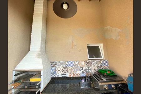 Casa à venda com 135m², 3 quartos e 2 vagas