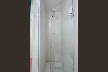 Banheiro de casa de condomínio à venda com 1 quarto, 39m² em Padroeira, Osasco