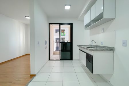Cozinha de casa de condomínio à venda com 1 quarto, 39m² em Padroeira, Osasco