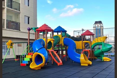 Apartamento à venda com 52m², 2 quartos e 1 vaga Apartamento à venda com 52m², 2 quartos e 1 vagaÁrea comum - Playground