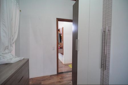 Casa à venda com 90m², 3 quartos e 3 vagasCloset do quarto 1