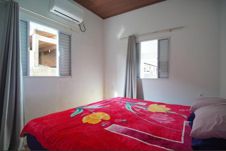 Casa à venda com 90m², 3 quartos e 3 vagasQuarto 1