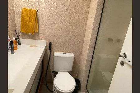 Apartamento à venda com 146m², 4 quartos e 2 vagasBanheiro