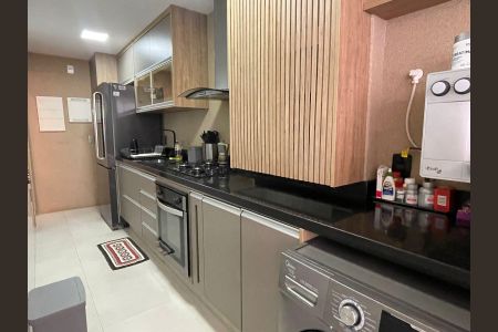 Apartamento à venda com 146m², 4 quartos e 2 vagasCozinha