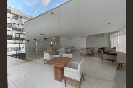 Apartamento à venda com 146m², 4 quartos e 2 vagasÁrea externa