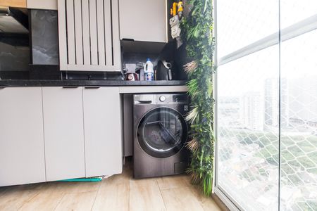 Apartamento à venda com 67m², 2 quartos e 2 vagas Apartamento à venda com 67m², 2 quartos e 2 vagasÁrea de Serviço