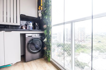 Apartamento à venda com 67m², 2 quartos e 2 vagas Apartamento à venda com 67m², 2 quartos e 2 vagasÁrea de Serviço