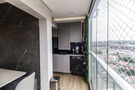 Varanda de apartamento à venda com 2 quartos, 67m² em Jardim Timbauhy, Barueri