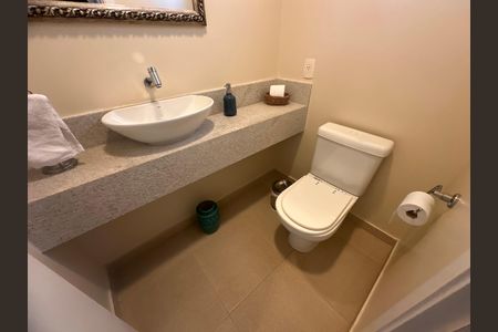Apartamento à venda com 178m², 4 quartos e 3 vagasLavabo