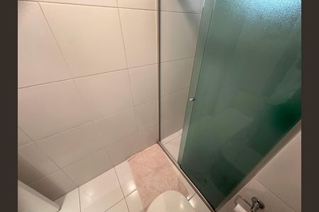 Apartamento à venda com 178m², 4 quartos e 3 vagasBanheiro 3