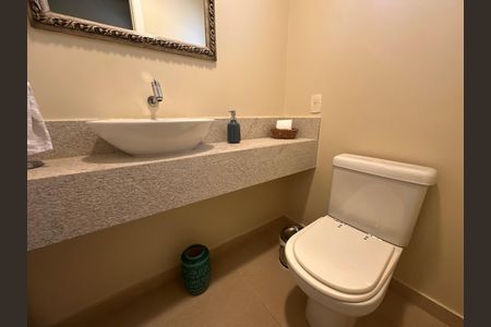 Apartamento à venda com 178m², 4 quartos e 3 vagasLavabo