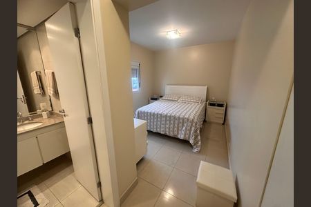 Apartamento à venda com 178m², 4 quartos e 3 vagasQuarto 2