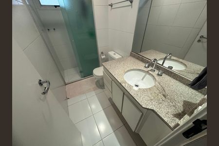 Apartamento à venda com 178m², 4 quartos e 3 vagasBanheiro 3