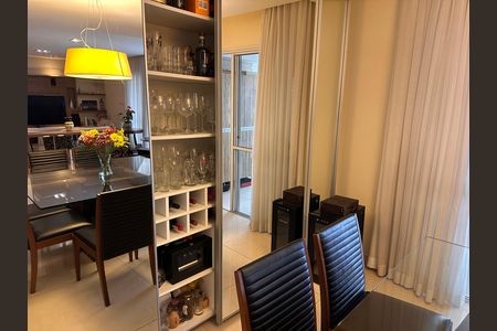 Apartamento à venda com 178m², 4 quartos e 3 vagasSala