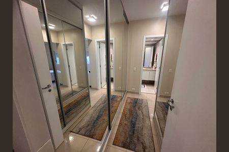 Apartamento à venda com 178m², 4 quartos e 3 vagasQuarto 2