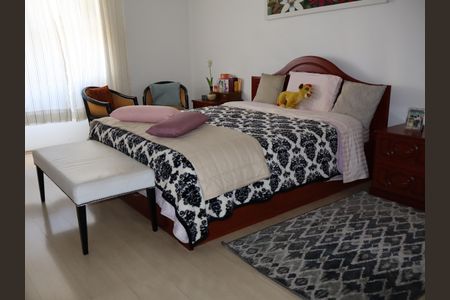 Casa à venda com 4 quartos, 420m² em Vila Prudente, São Paulo