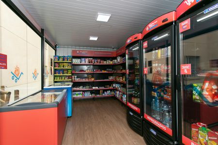 Apartamento para alugar com 32m², 2 quartos e sem vaga Apartamento para alugar com 32m², 2 quartos e sem vagaÁrea comum - Mercadinho