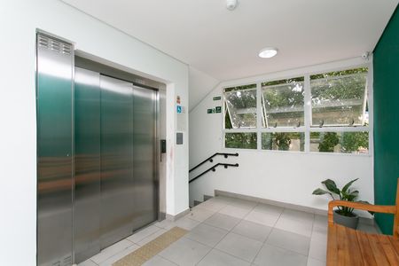 Apartamento para alugar com 32m², 2 quartos e sem vaga