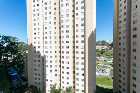 Apartamento para alugar com 32m², 2 quartos e sem vaga Apartamento para alugar com 32m², 2 quartos e sem vagaVista do Quarto 2