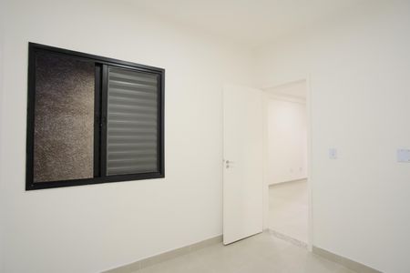 Quarto 2 de apartamento para alugar com 2 quartos, 40m² em Penha de França, São Paulo