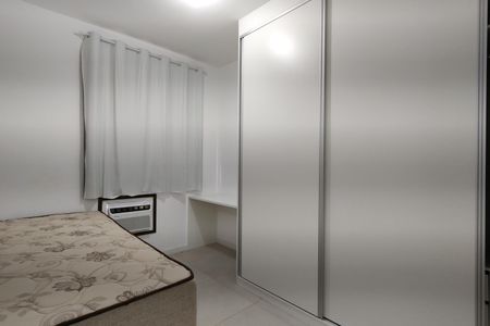 Apartamento para alugar com 77m², 3 quartos e 1 vagaQuarto 2 - Armários