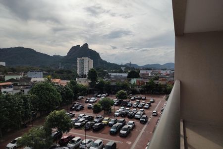Apartamento para alugar com 77m², 3 quartos e 1 vagaVista 