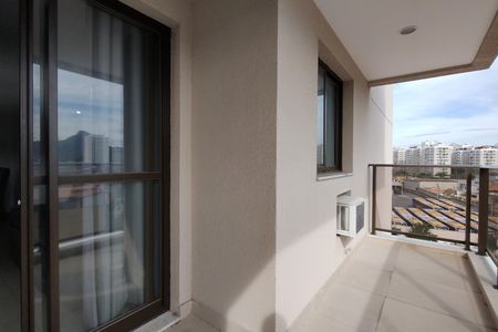 Apartamento para alugar com 77m², 3 quartos e 1 vagaVaranda