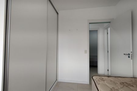 Apartamento para alugar com 77m², 3 quartos e 1 vagaQuarto 2 - Armários