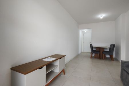 Apartamento para alugar com 77m², 3 quartos e 1 vagaSala