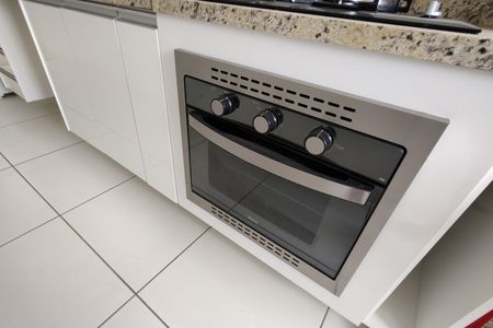 Apartamento para alugar com 77m², 3 quartos e 1 vagaCozinha - Armários