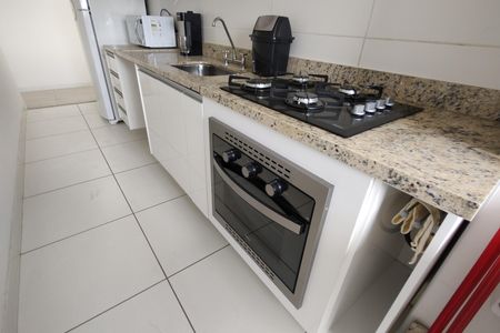 Apartamento para alugar com 77m², 3 quartos e 1 vagaCozinha - Armários