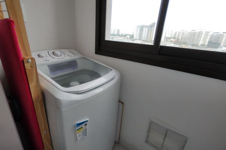 Apartamento para alugar com 77m², 3 quartos e 1 vagaÁrea de Serviço