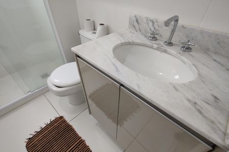 Apartamento para alugar com 77m², 3 quartos e 1 vagaBanheiro da Suíte