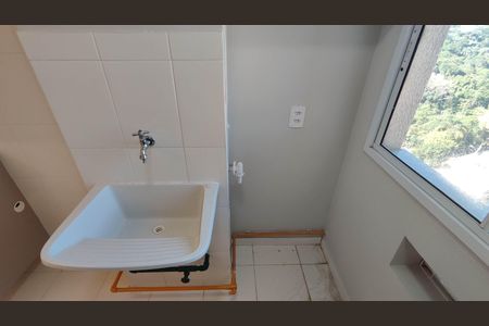 Apartamento para alugar com 55m², 2 quartos e 1 vaga Apartamento para alugar com 55m², 2 quartos e 1 vagaCozinha e Área de Serviço