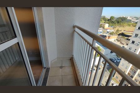 Sacada de apartamento para alugar com 2 quartos, 55m² em Parque Imperial, Ferraz de Vasconcelos