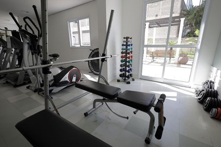 Apartamento para alugar com 47m², 2 quartos e 1 vaga Apartamento para alugar com 47m², 2 quartos e 1 vagaÁrea comum - Academia