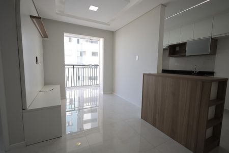 Sala de apartamento para alugar com 2 quartos, 47m² em Vila Valparaíso, Santo André