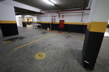 Apartamento para alugar com 47m², 2 quartos e 1 vaga Apartamento para alugar com 47m², 2 quartos e 1 vagaGaragem