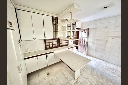 Cozinha de casa à venda com 4 quartos, 280m² em Água Fria, São Paulo