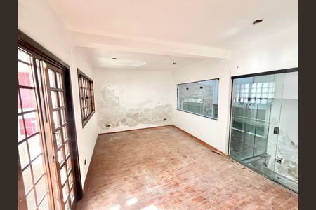 Sala 2 de casa à venda com 4 quartos, 280m² em Água Fria, São Paulo