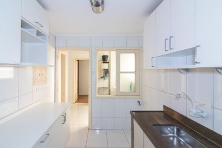 Apartamento à venda com 114m², 3 quartos e 1 vaga Apartamento à venda com 114m², 3 quartos e 1 vagaCozinha