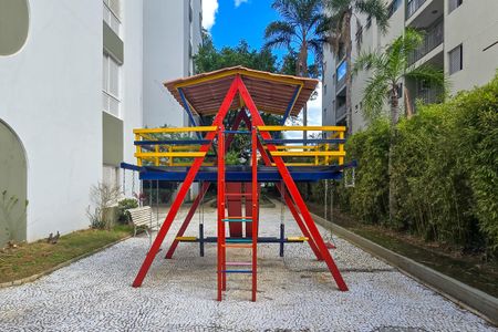 Apartamento à venda com 114m², 3 quartos e 1 vaga Apartamento à venda com 114m², 3 quartos e 1 vagaÁrea comum - Playground